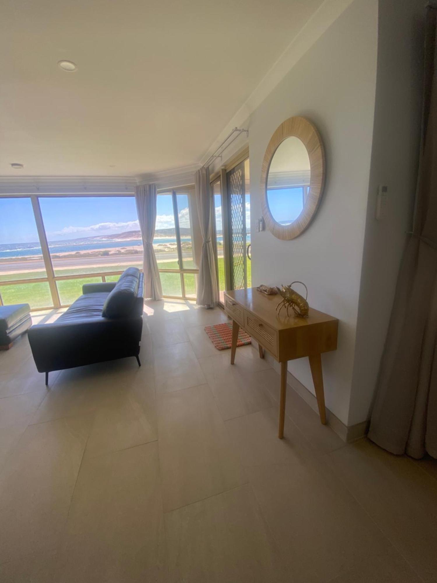 Pelican Shore Oceanfront Villa 6 カルバリ エクステリア 写真